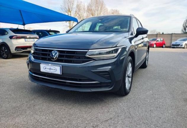 VOLKSWAGEN Tiguan 2.0 TDI 150 CV SCR DSG Life rif. 23834081 - Foto 7