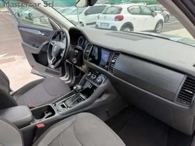 SKODA Kodiaq 2.0 tdi 7 POSTI Executive dsg - FZ360RM rif. 23809984 - Foto 10