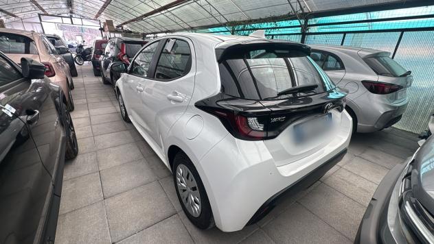 Toyota Yaris 1.5 Hybrid 5 porte Active USATO 2025 - Foto 4