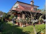 Casa semindipendente in vendita a Fossone - Carrara 300 mq  Rif: 1390816