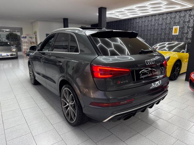 Audi Q3 RS 2.5 TFSI quattro S tronic - Foto 8