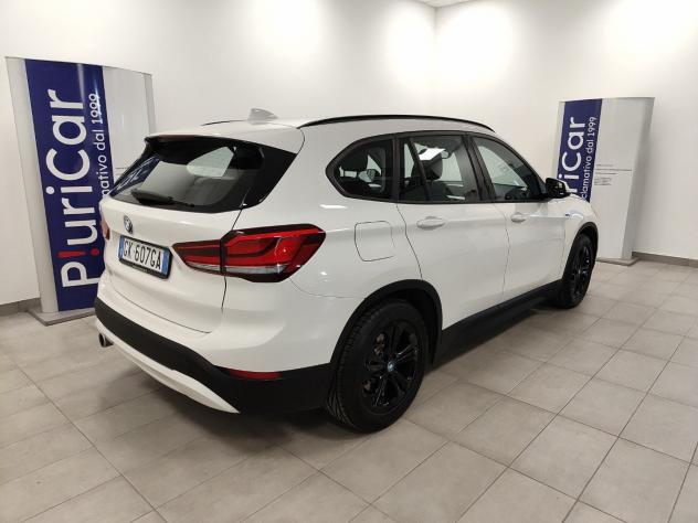BMW X1 xdrive25e Bus.Adv auto CarPlay Sensori FariLED - Foto 9