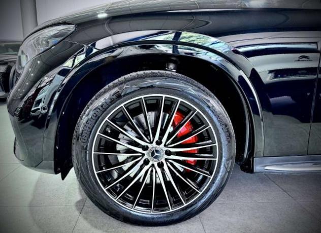 Mercedes-Benz GLC 220 d 197CV 4Matic AMG Line Premium Plus - Foto 3