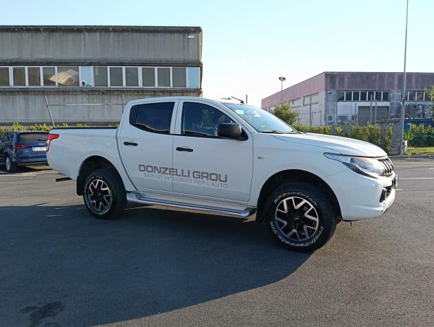 Mitsubishi L200 2.4 DI-D/154CV Double Cab Inform - Foto 4