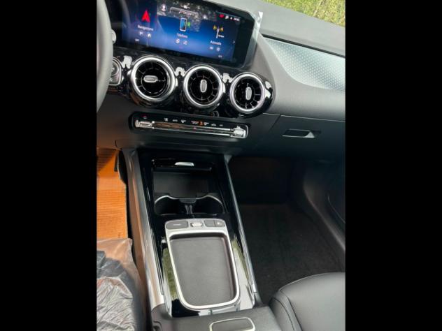 Mercedes-Benz GLA 200 d automatic - Foto 10