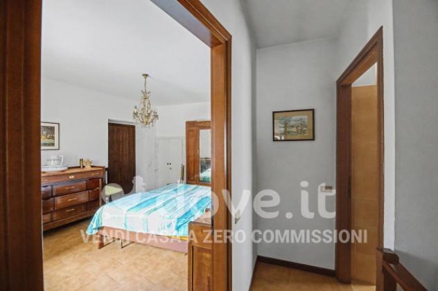 Villa di 144 m² con 4 locali in vendita a Angera - Foto 18