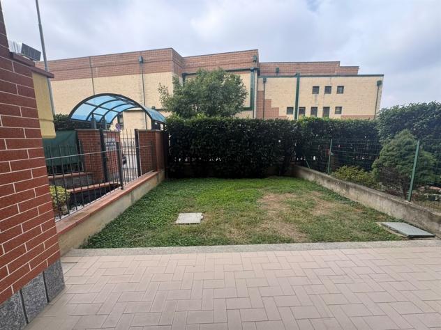 Splendido Bilocale con Doppio Giardino Privato in Zona Superga - Foto 12