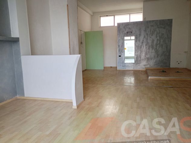 LOCALE IN AFFITTO - Foto 2