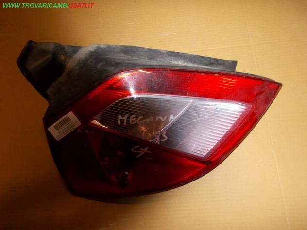FANALE POST.S. ROSSO/ROSA RENAULT MEGANE (L84)  999-U47261 Parti elettriche  Fanaleria  Fanali  Fanale post. sx. RENAULT - MEGANE 3p / 5p - 01-10-2002