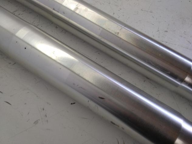 DUCATI MONSTER 900 COPPIA STELI FODERTI FORCELLA CON PICCOLI SEGNI SU STELI 2001 - Foto 6