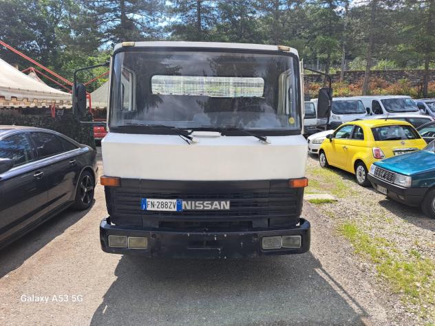 Nissan L-35 ribaltabile trilaterale patente b - Foto 6