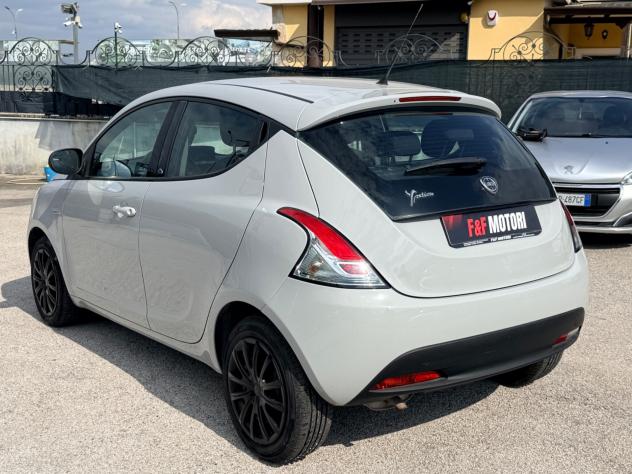 Lancia Ypsilon 1.2 69 CV 5 porte GPL Ecochic Elefantino Blu - Foto 6