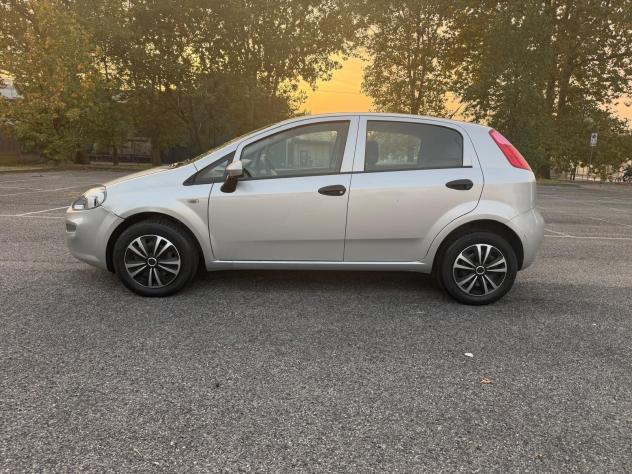 Fiat Punto 1.4 8V 5 porte Natural Power Lounge - Foto 4