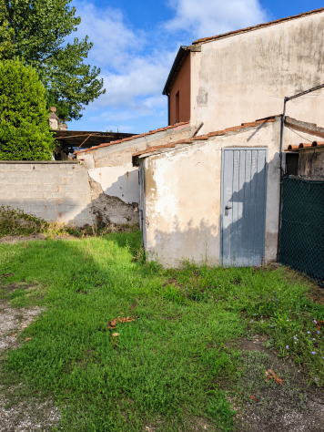Magazzino in vendita a Capannoli 8 mq Rif: 1448962