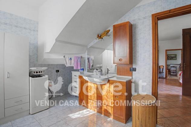 Villa di 180 m² con 4 locali e posto auto in vendita a Cocquio-Trevisago - Foto 20