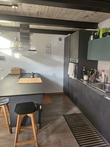 Cucina Lube con grande isola + elettrodomestici Hotpoint – €4.000 - Foto 6