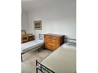 Room in Via Giovanni Canestrini, Padova for 130 m² with 4 bedrooms