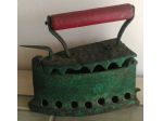 Ferro da stiro antico