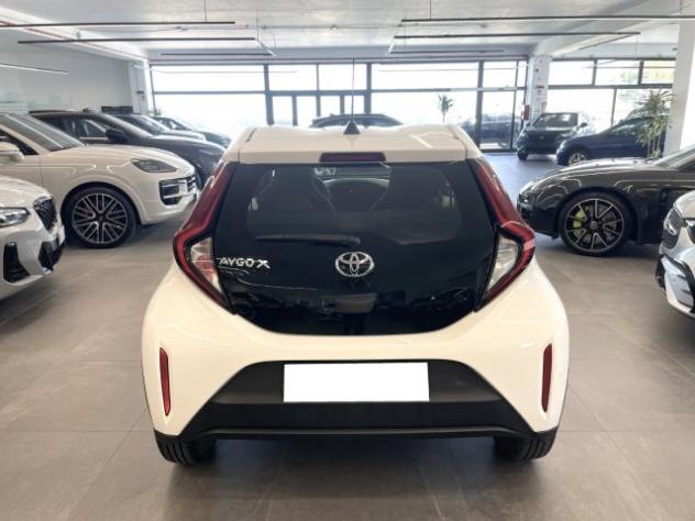 TOYOTA Aygo X 1.0 VVT-i 72 CV Active rif. 24207280 - Foto 5