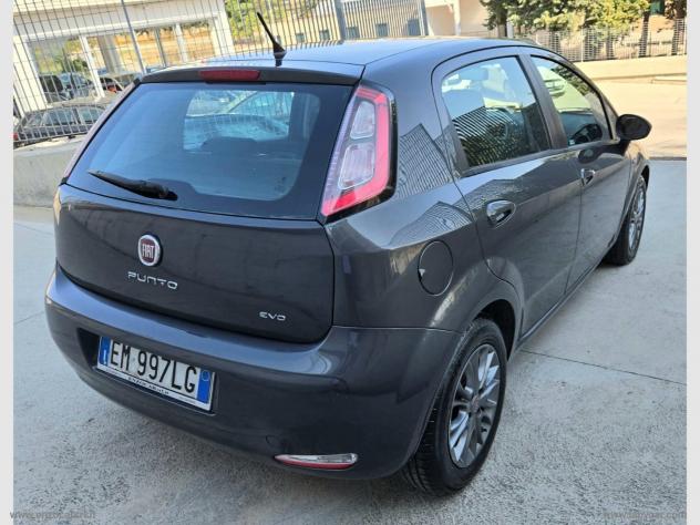 FIAT Punto 1.3 MJT II S&S 95 CV 5p. Lounge - Foto 6