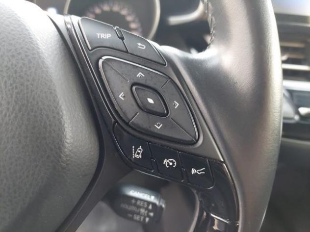 TOYOTA C-HR 1.8 Hybrid E-CVT rif. 23733147 - Foto 8