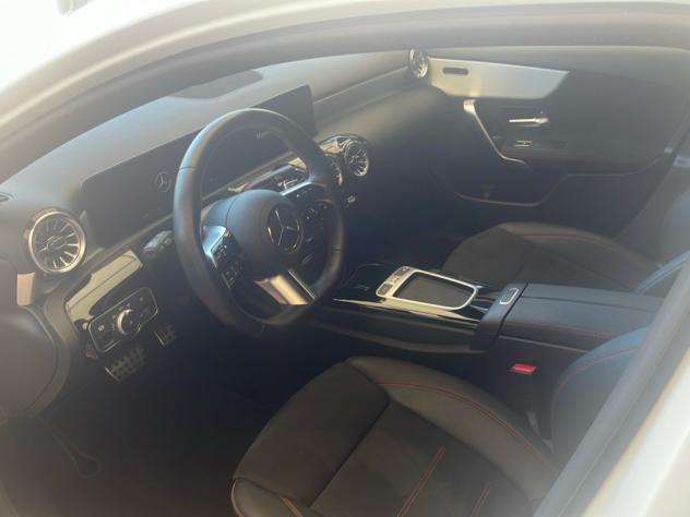 Mercedes-Benz Classe A A 180 Automatic Premium AMG Line - Foto 6