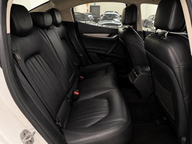 Maserati Ghibli V6 S Q4 - Foto 9