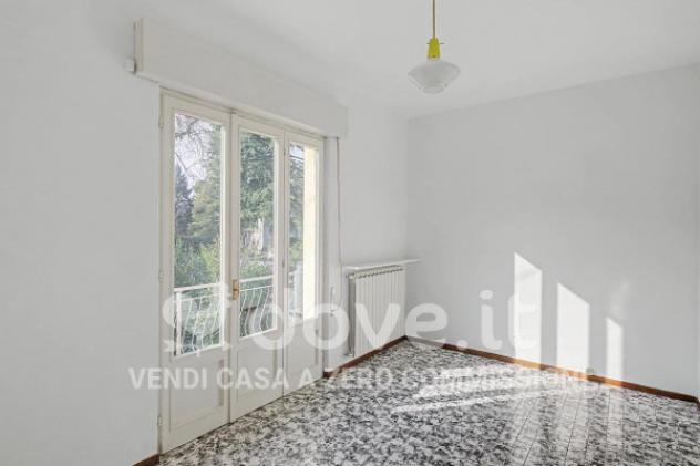 Casa indipendente di 209 m² con 5 locali e box auto doppio in vendita a Laveno-Mombello - Foto 8