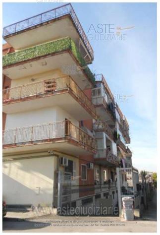IMMOBILI-IMMOBILE RESIDENZIALE-Traversa VI Via Villa Bisignano, 21, 80147 Napoli NA, Italia - Foto 3