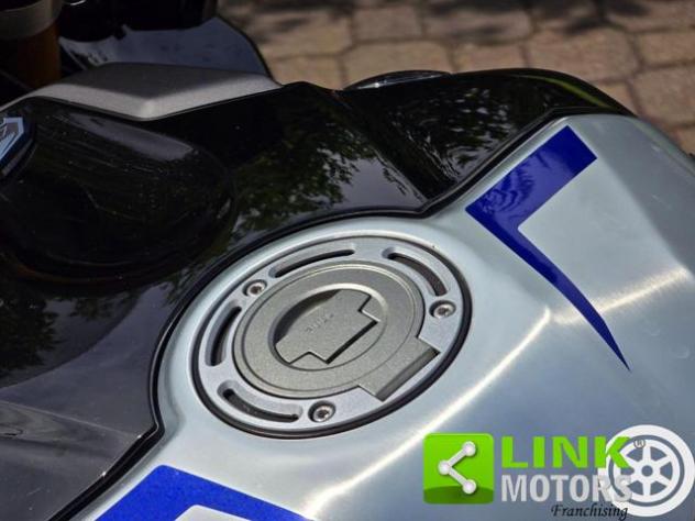 YAMAHA YZF R1 M rif. 23895237 - Foto 10