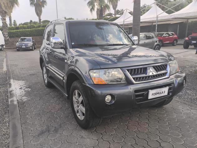 Mitsubishi Pajero Pajero 3p 3.2 tdi 16v di-d Instyle - Foto 2