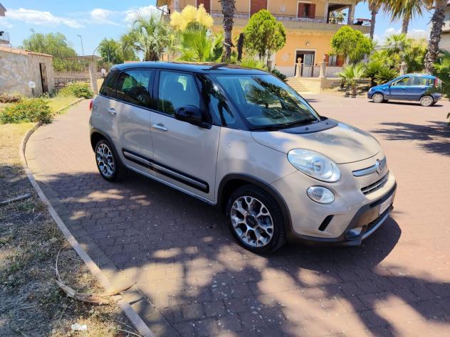 Fiat 500L 1.6 Multijet 105 CV Trekking - Foto 2