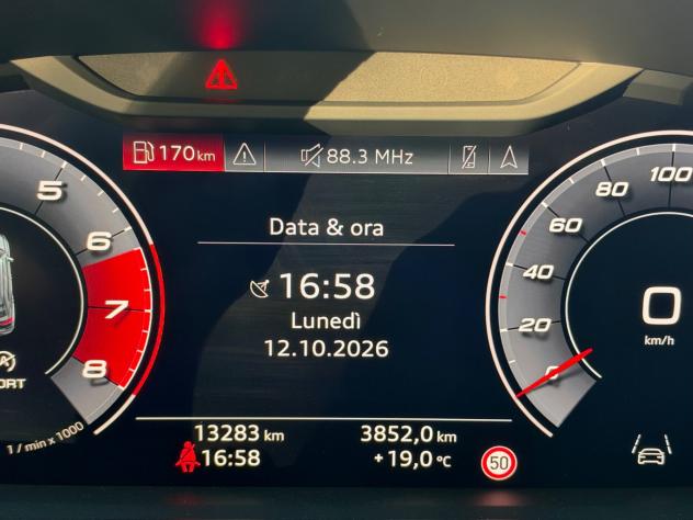 Audi Q3 40 TFSI quattro S tronic - LEGGERE