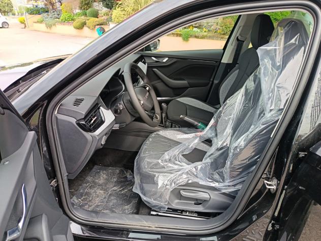 Škoda Kamiq 1.0 TSI Black Dots 85kW - Foto 7