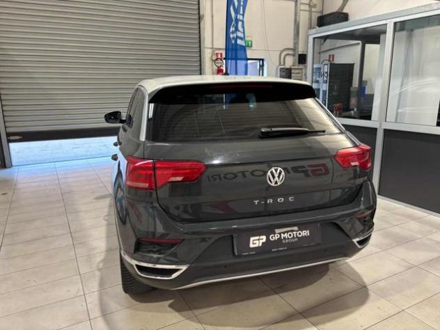 VOLKSWAGEN T-Roc 1,6 TDI 115 cv STYLE rif. 24031286 - Foto 4