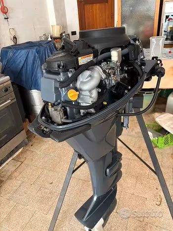 motore fuoribordo YAMAHA 15 CV QUATTRO TEMPI - Foto 2