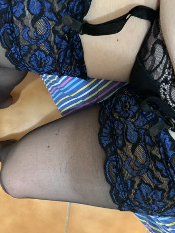 BSX con la passione a volte di indossare qualche indumento intimo femminile, Tel:2222222222