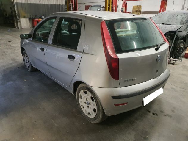 Fiat Punto 1.2 5p. Active Natural Power - Foto 3