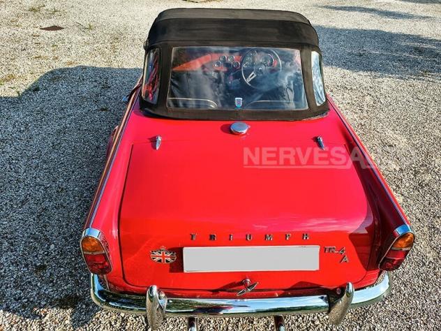 Triumph TR4 TR4A IRS Rosso Interni Pelle Nera 1966 Guida a Destra - Foto 6