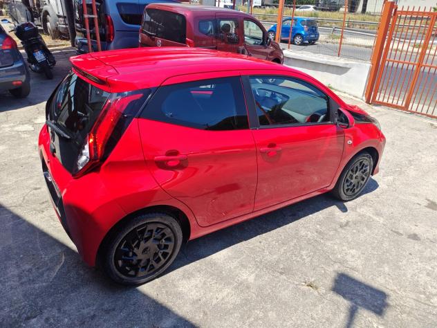Toyota Aygo 1.0 benzina 02/2019 cv73 - Foto 4
