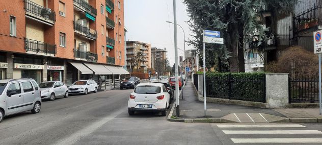 cerco quadrilocale in vendita a Cesano Boscone da privato no agenzie