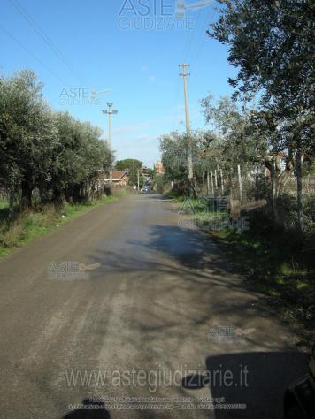 IMMOBILI-ALTRA CATEGORIA-via Giovanni Prati, Località Santa Maria delle Mole. - Foto 8