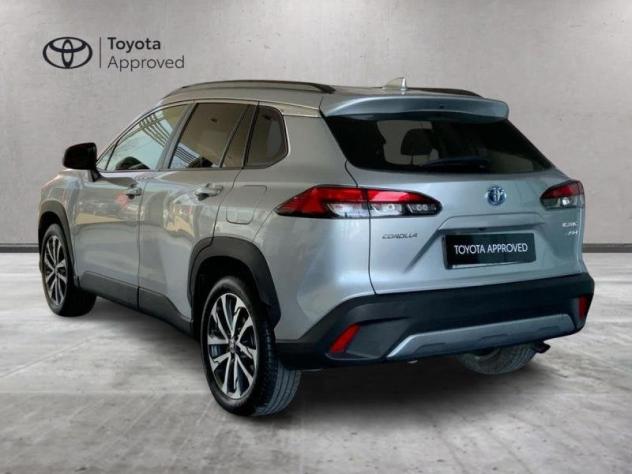 Toyota Corolla Cross 2.0 Hybrid 197 CV E-CVT AWD-i Trend - Foto 5