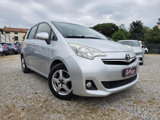 TOYOTA - Verso-S 1.4d Active mt - Foto 4