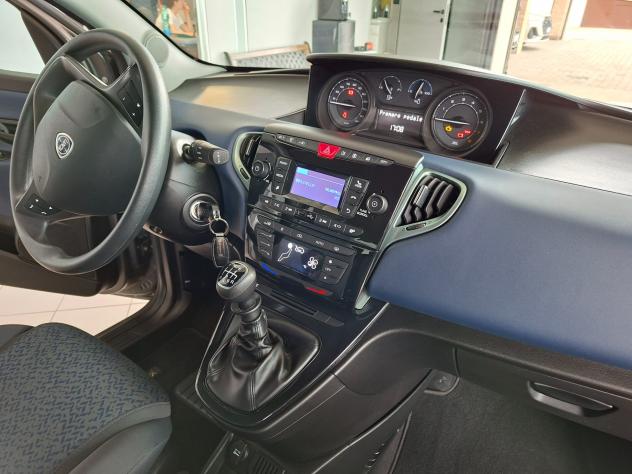 Lancia Ypsilon 1.0 FireFly 5 porte S&S Hybrid Gold - Foto 9