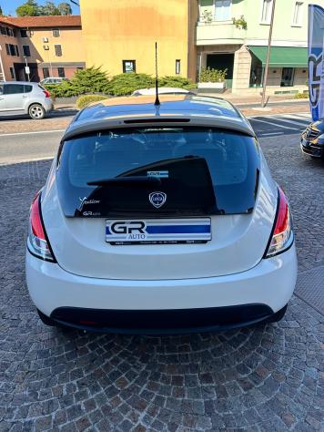 Lancia Ypsilon 1.2Bz 69Cv 5P - Uniproprietario - Foto 5