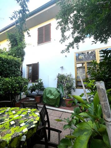 VILLINO di 6 vani e di 150 mq (POGGIO A CAIANO) rif. L1386_1