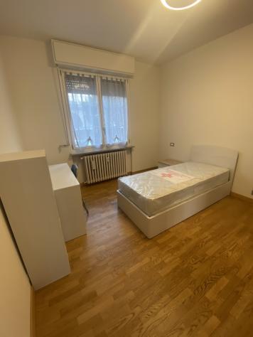 Stanza in appartamento in affitto a Novara - Foto 4