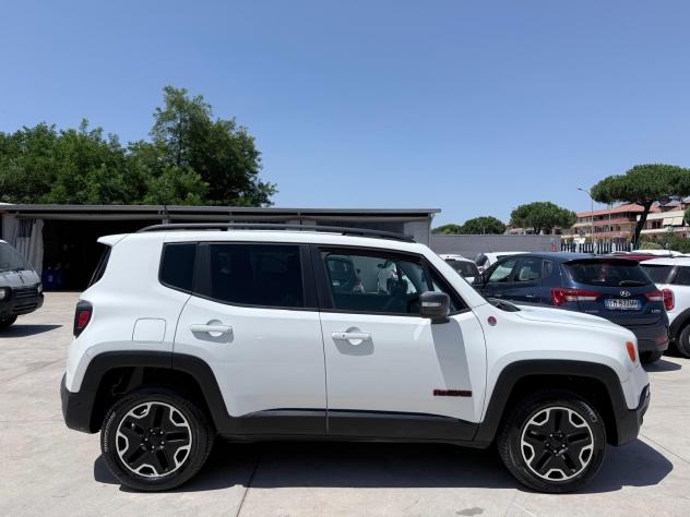 Jeep Renegade 2.0 Mjt 170CV 4WD Active Drive Low Trailhawk - Foto 7