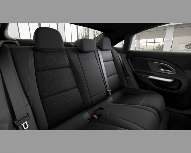 Mercedes-Benz CLA 1783 180 - Foto 9